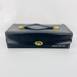 Cassette Carry Case with 10 Cassettes - Country Christmas Holiday Tapes